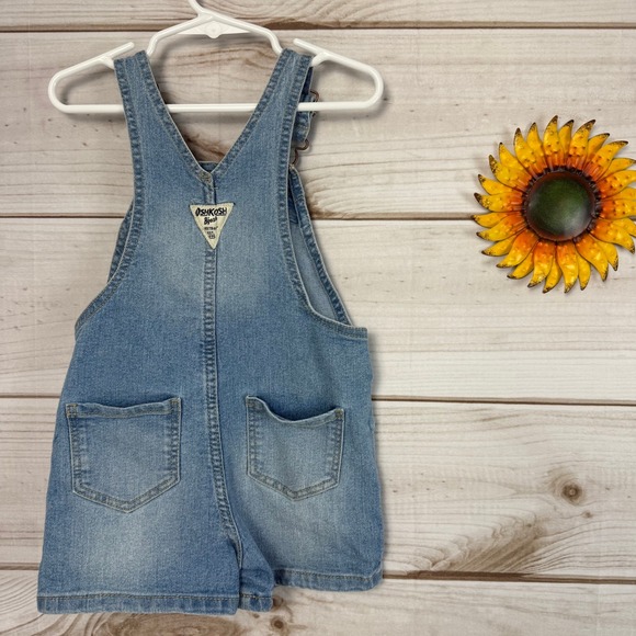 OshKosh Bgosh Girls Denim Shorty Overalls 3T - Picture 2 of 4